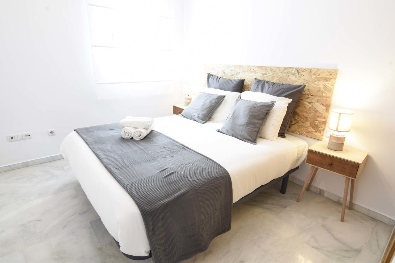 P&P Apartaments Carrera De Capuchinos Málaga Exterior foto