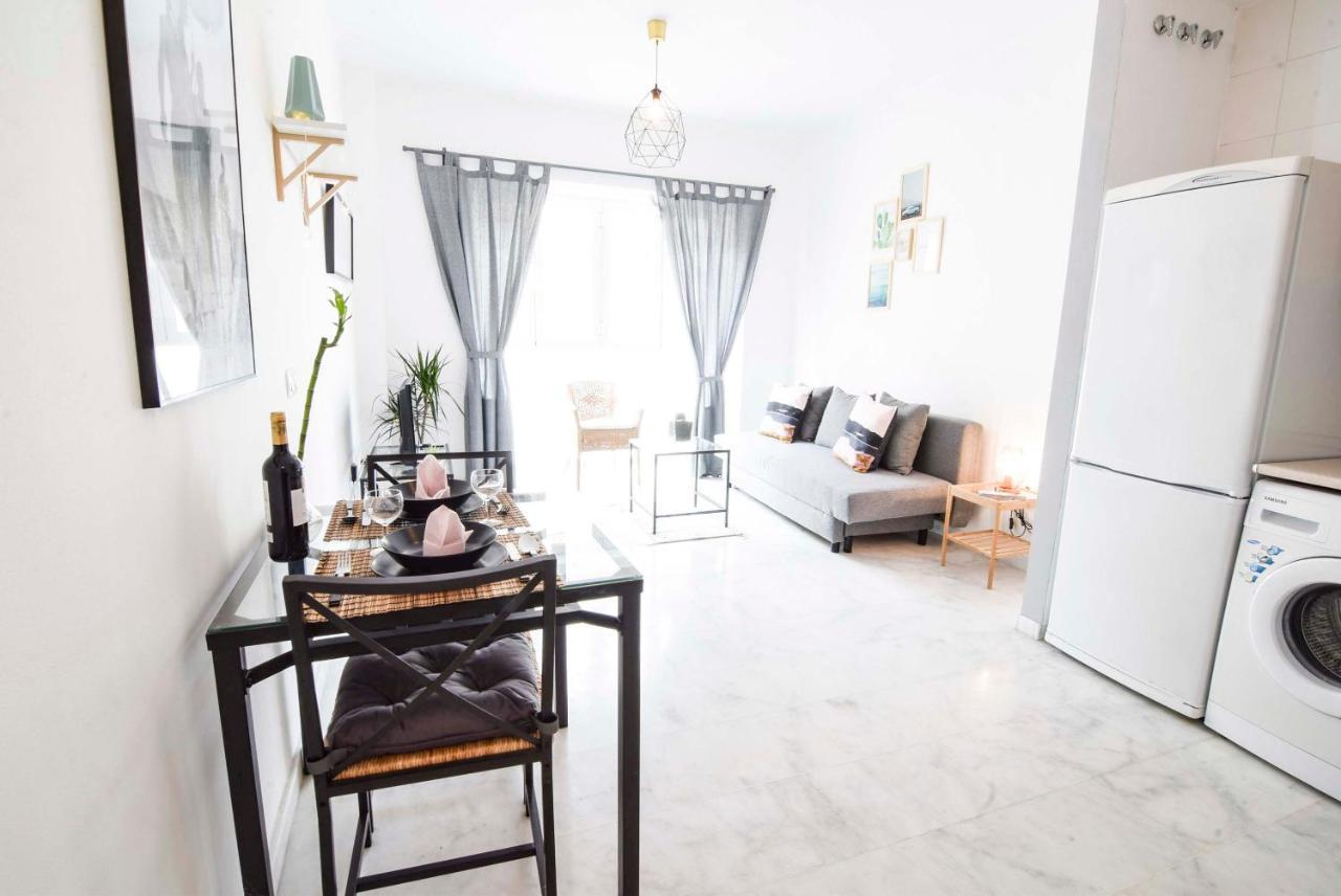 P&P Apartaments Carrera De Capuchinos Málaga Exterior foto