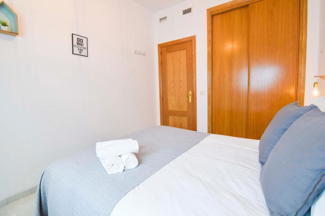 P&P Apartaments Carrera De Capuchinos Málaga Exterior foto